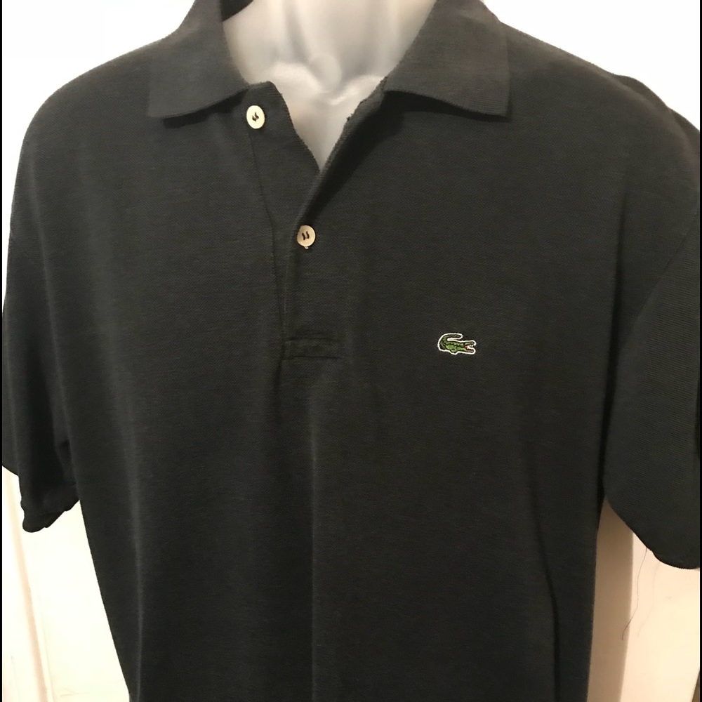 M-Md Izod Lacoste Polo in excellent condition.